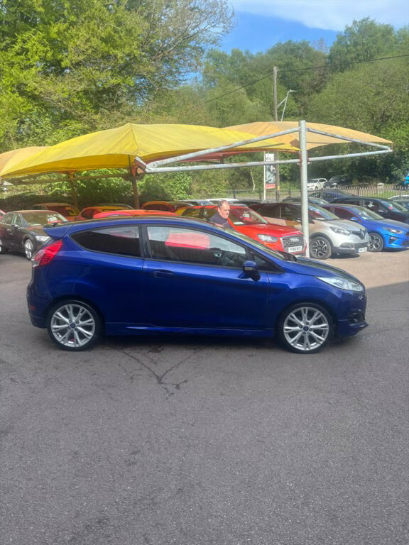 Ford Fiesta Titanium Tdci Hatchback  Grey #3