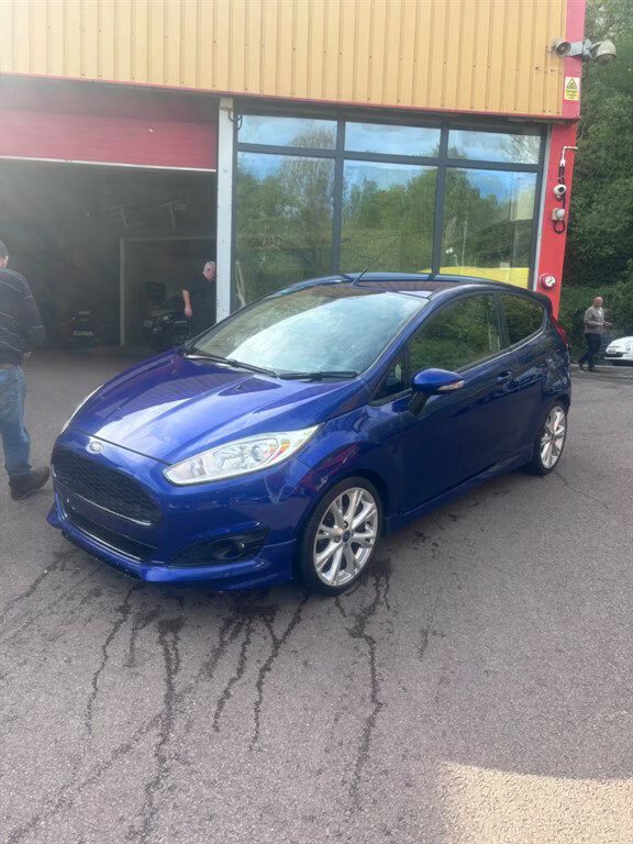 Ford Fiesta Titanium Tdci Hatchback Grey