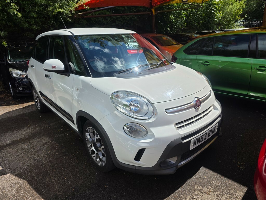 Fiat 500L 1.6 Multijet 105 Trekking Mpv White #2