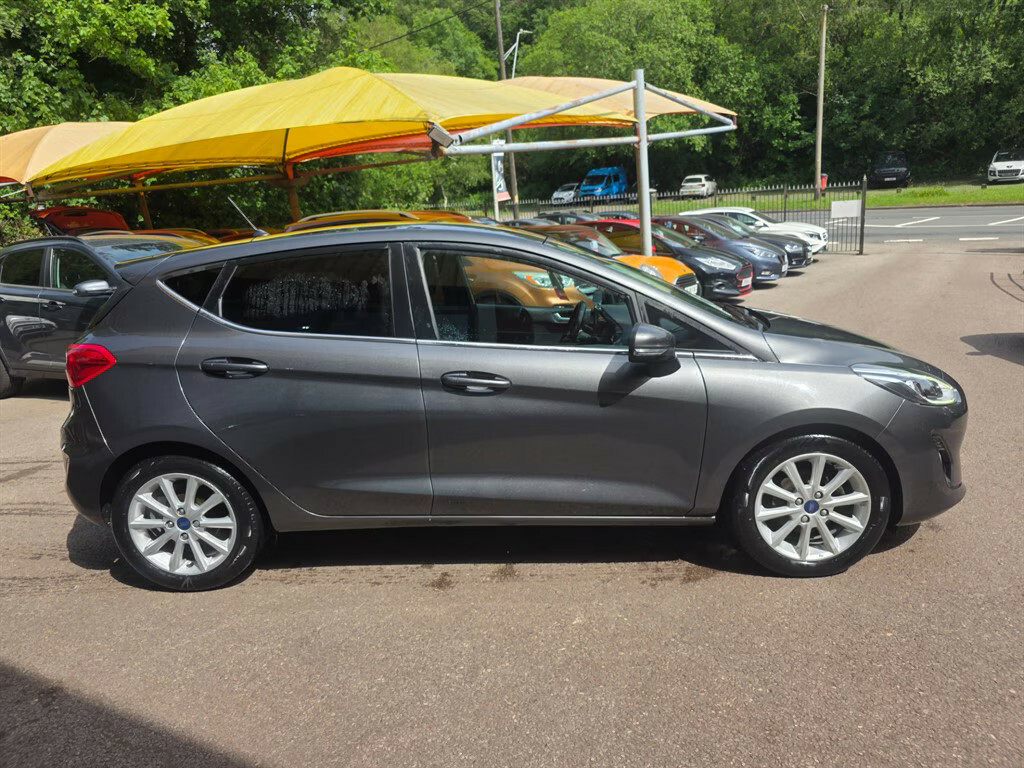 Ford Fiesta Titanium Hatchback MK67CXB Grey #4