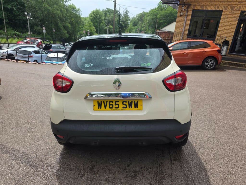 Renault Captur 0.9 Tce 90 Dynamique Nav Hatchback Manu WV65SWW Black #5