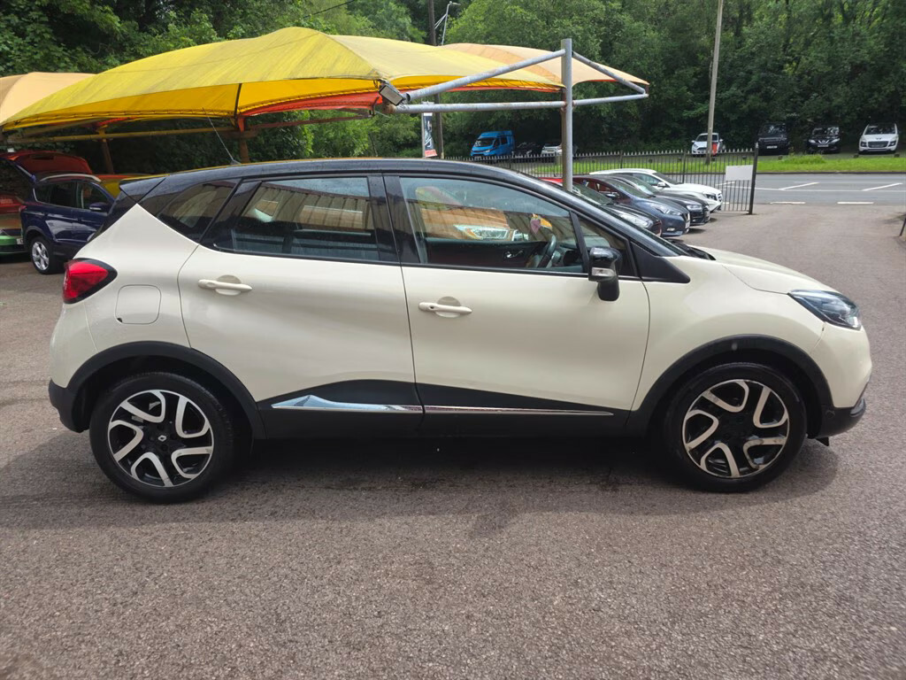 Renault Captur 0.9 Tce 90 Dynamique Nav Hatchback Manu WV65SWW Black #3