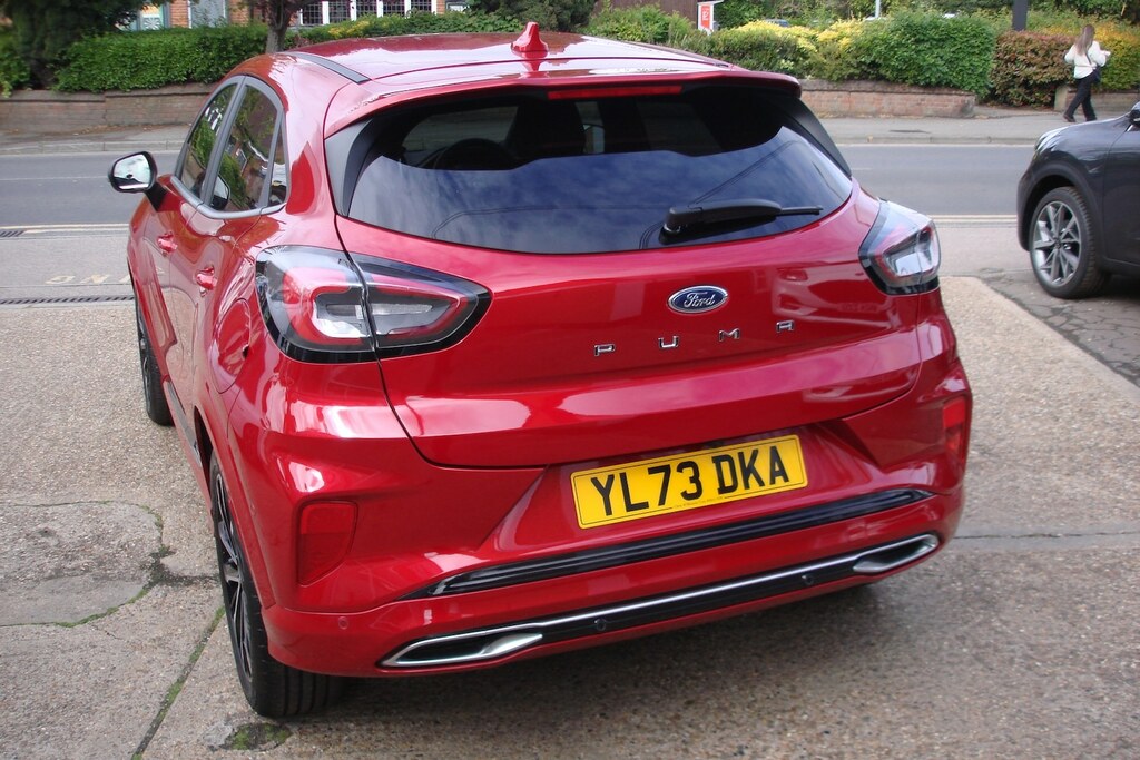Ford Puma 1.0 Ecoboost Hybr Mhev 155 St-line Vignale Aut YL73DKA Red #4
