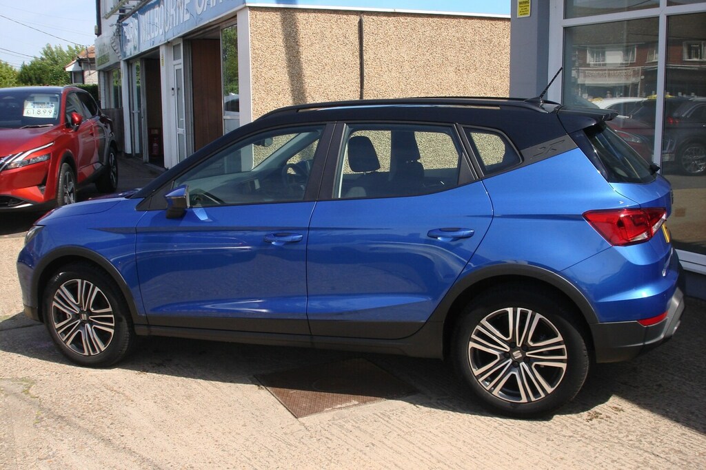 Seat Arona 1.0 Tsi 110 Se Technology Black #2