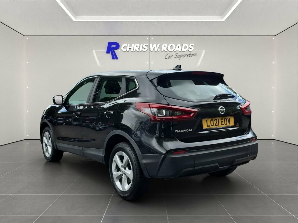 Nissan Qashqai 1.3L Acenta Premium LO21EOV Black #2