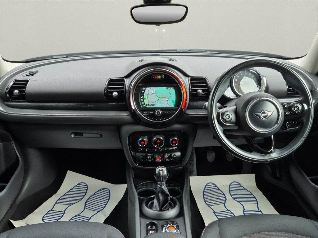 Mini Clubman 1.5L Cooper Classic NC68PXD White #4
