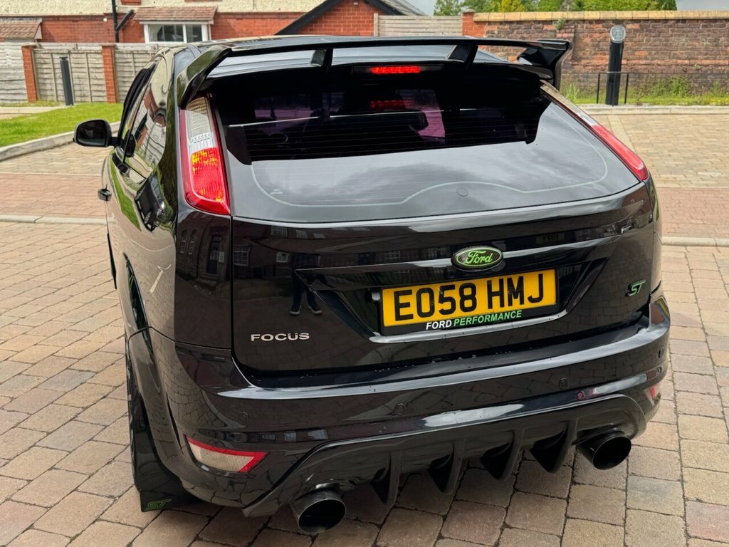 Ford Focus 2.5L St-3 Black #4