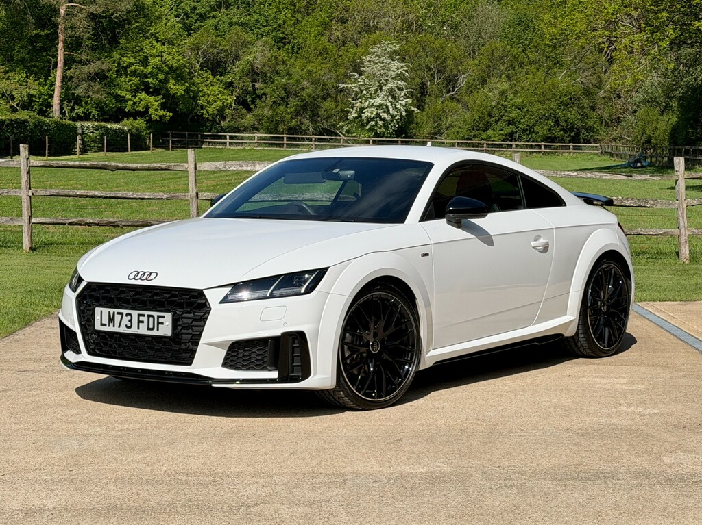 Audi TT 2.0 Tfsi 40 Black Edition Coupe S Troni  #4