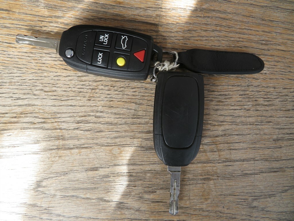 Volvo V70 2.4 Se D5 183 Bhp Silver #24