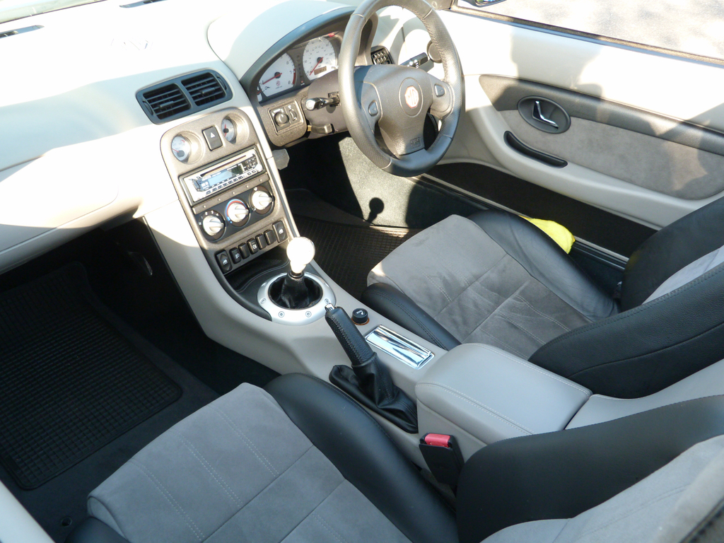 MG MGTF 135 Sprintse, Look Just 10,020 Miles From New #4