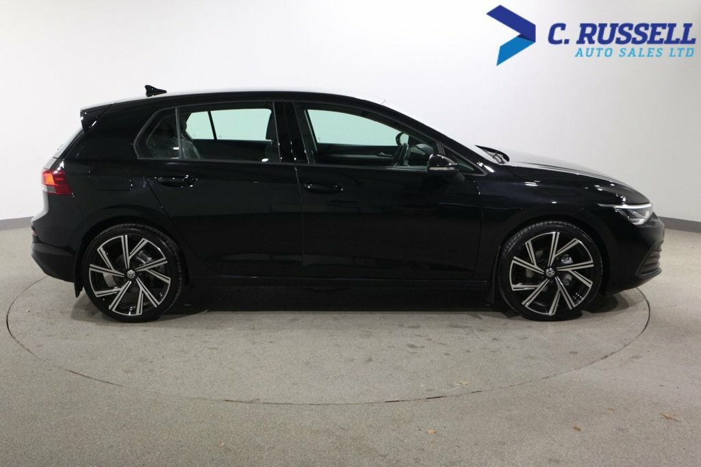 Volkswagen Golf 1L Life Black #4