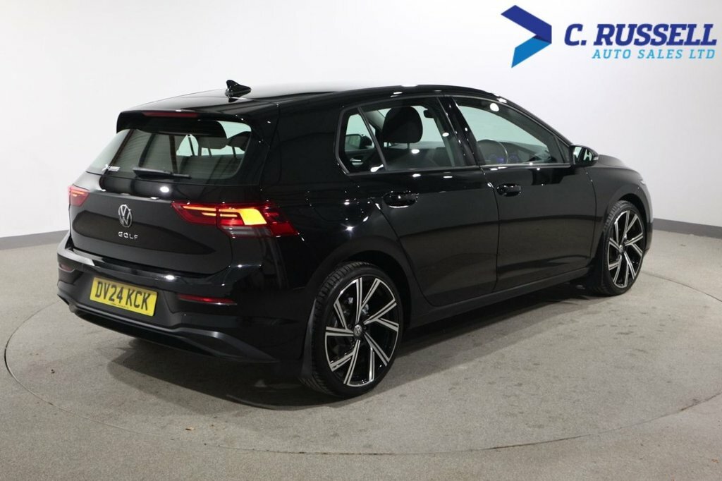 Volkswagen Golf 1L Life Black #5