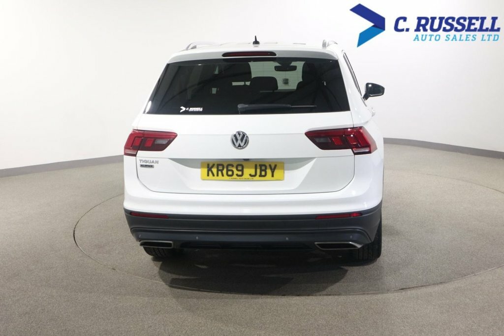 Volkswagen Tiguan Allspace 2L Match White #6