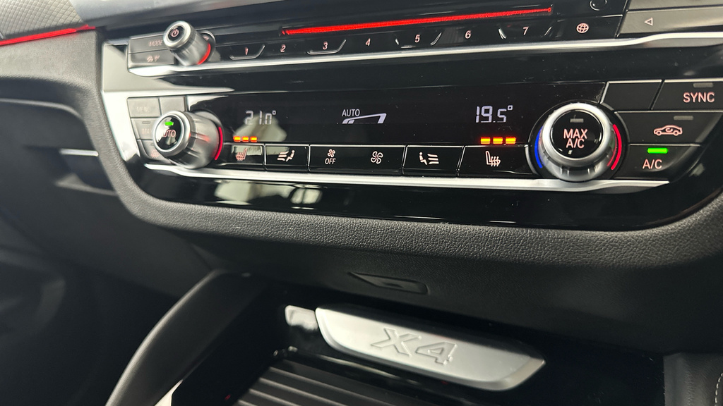 BMW X4 M M Sport Black #22