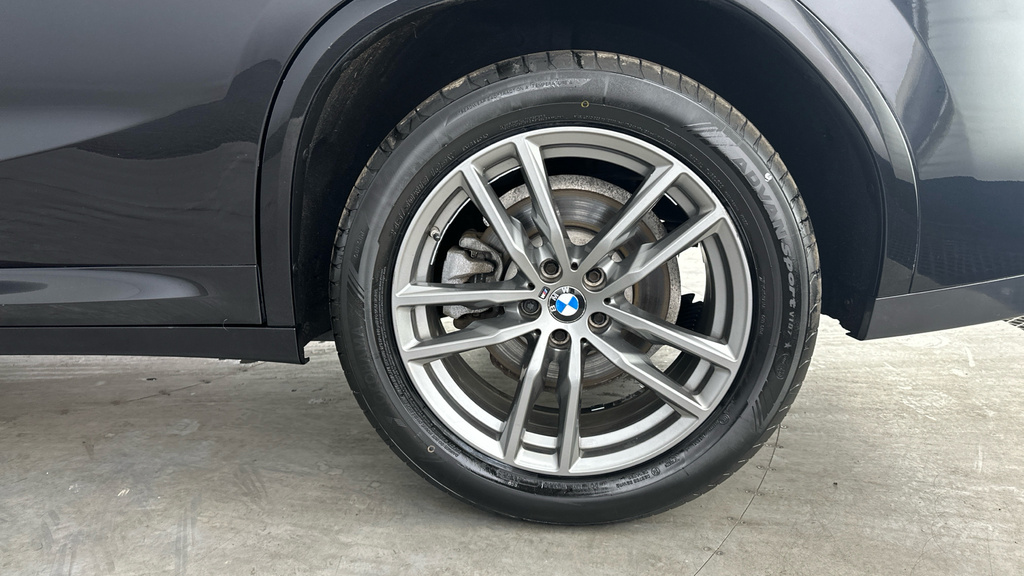 BMW X4 M M Sport Black #31