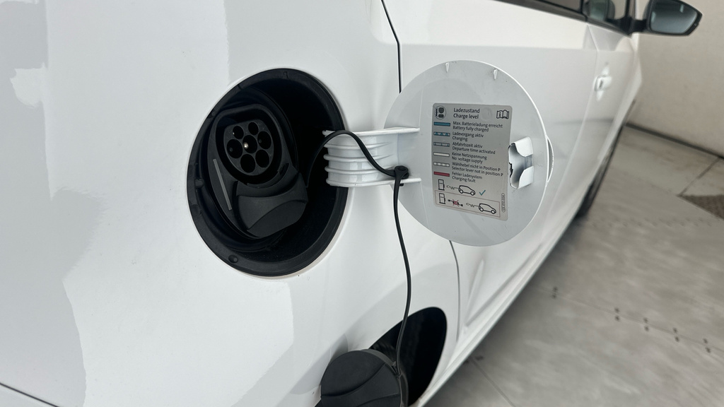 Volkswagen e-Up 60Kw E-up 18Kwh 82 Ps Blue #24