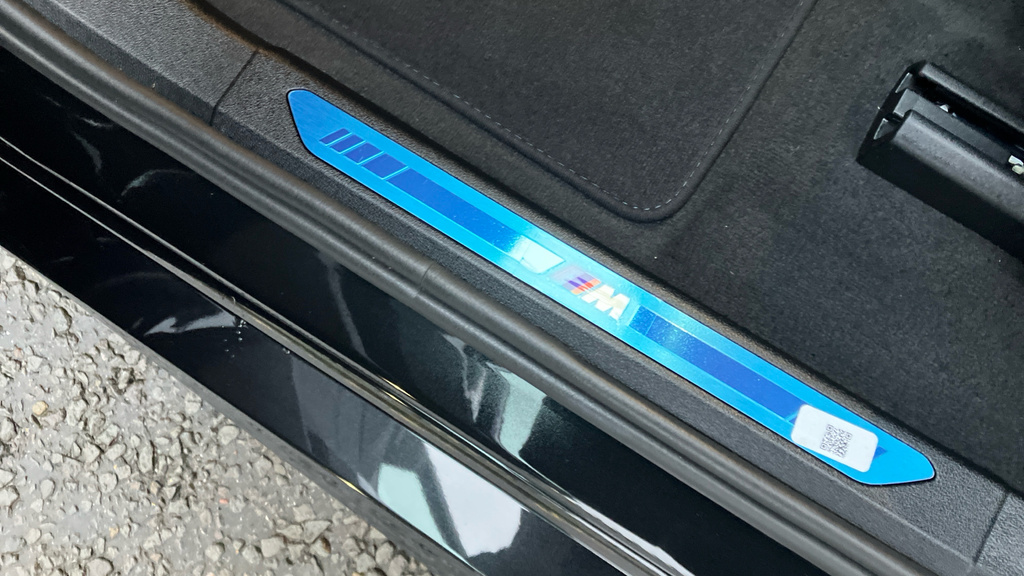BMW X6 M M Competition Black #40