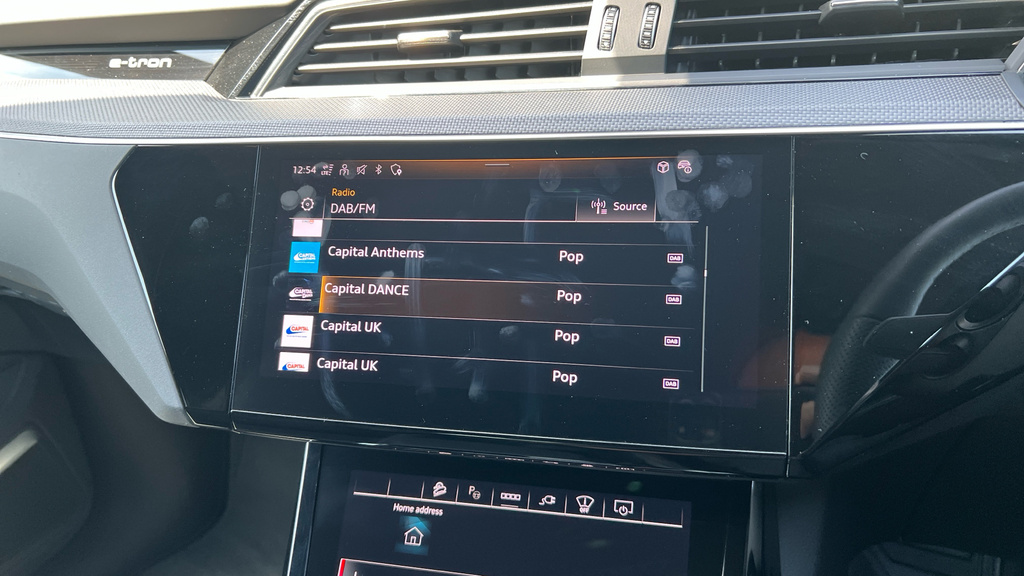 Audi Q8 e tron Black Edition 55 E-tron Quattro 300,00 Kw Blue #37