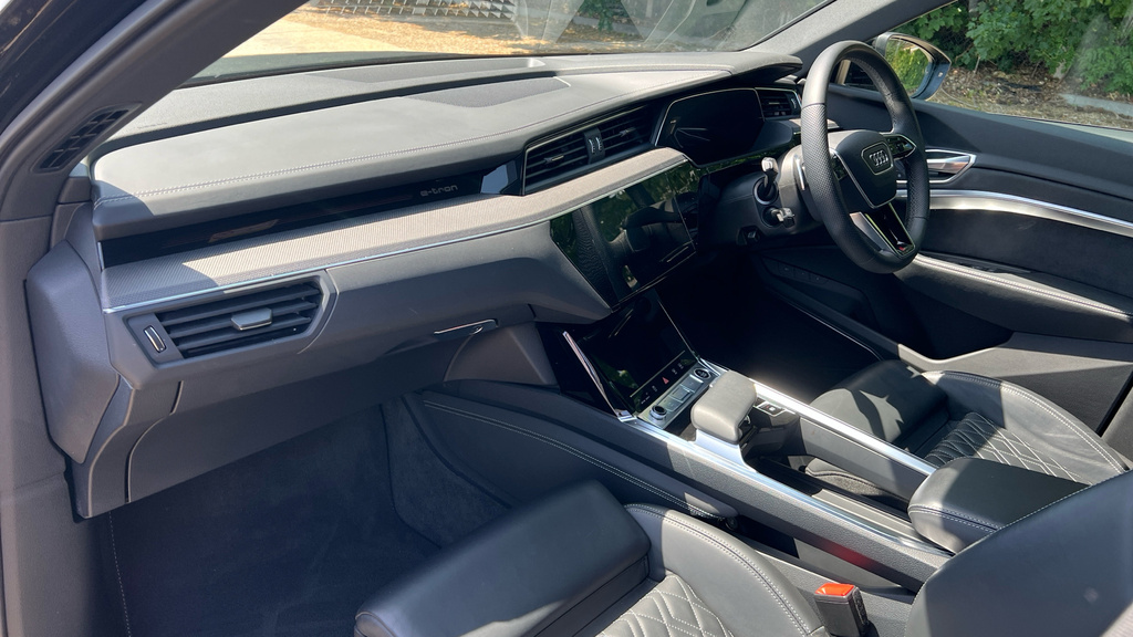 Audi Q8 e tron Black Edition 55 E-tron Quattro 300,00 Kw Blue #10