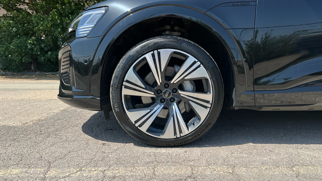 Audi Q8 e tron Black Edition 55 E-tron Quattro 300,00 Kw Blue #20
