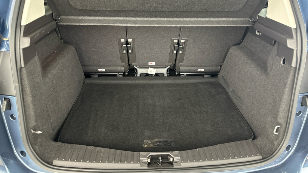 Ford C-Max C-max Zetec T White #23