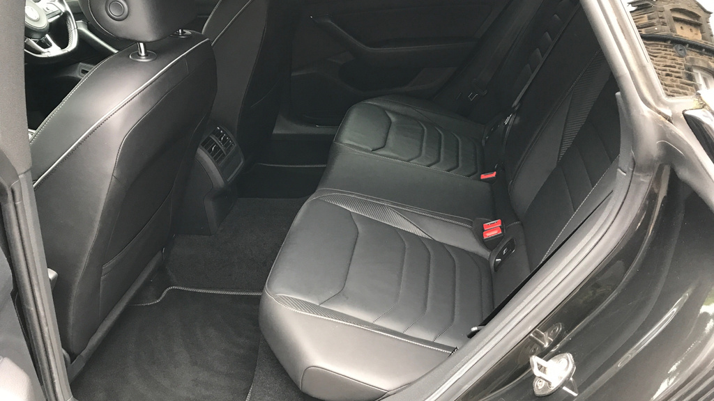 Volkswagen Arteon Arteon 2.0 Tsi R-line Fastback Dsg Silver #24