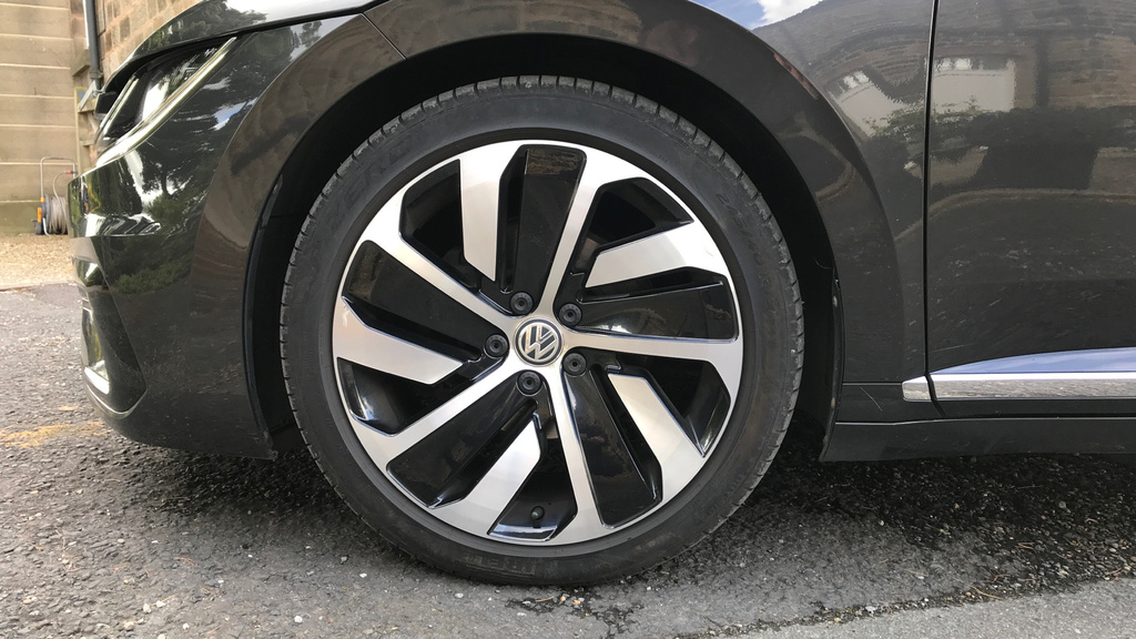 Volkswagen Arteon Arteon 2.0 Tsi R-line Fastback Dsg Silver #27