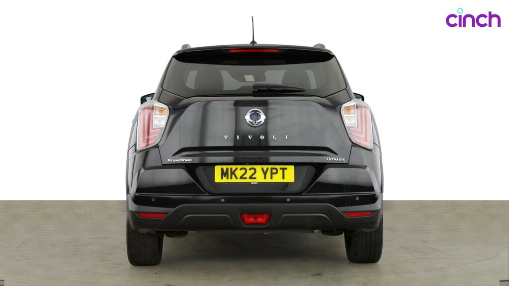 SsangYong Tivoli 1.2P Ventura White #4