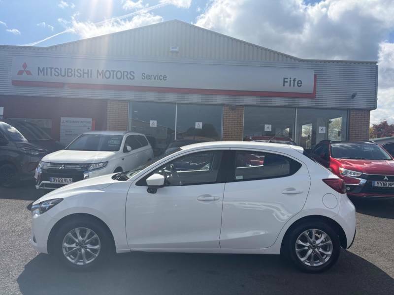 Mazda 2 1.5 Se-l Nav - 2018 68 YN68KFV White #3