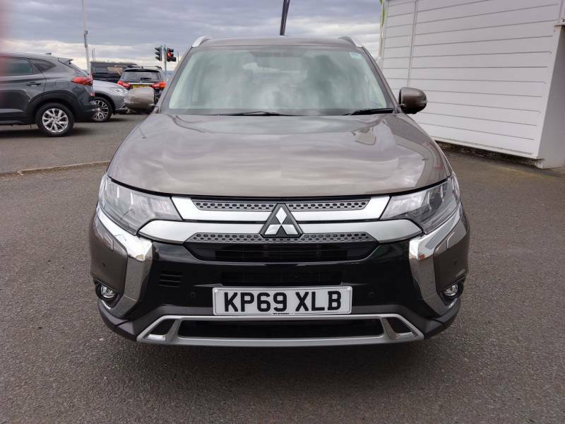 Mitsubishi Outlander 2.0 Exceed Cvt - 2019 69 KP69XLB Brown #3