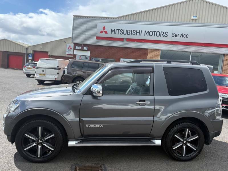 Mitsubishi Shogun 3.2 Di-dc 197 Barbarian - 2014 64 Grey #3