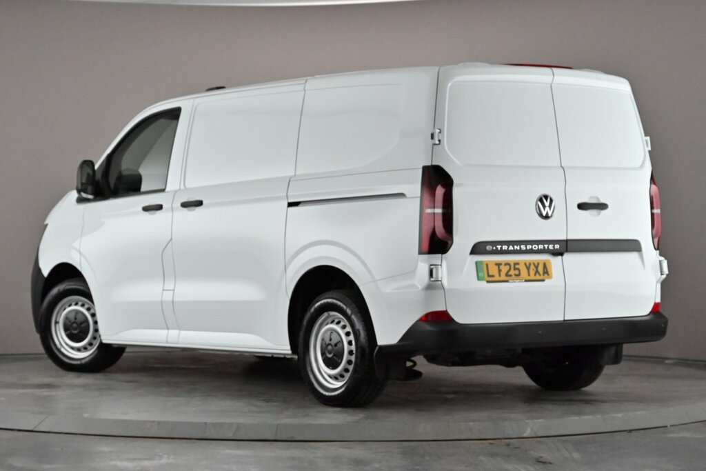 Volkswagen E-Transporter T32 Commerce Plus Swb 136 Ps 65 Kwh 1Sp A LT25YXA White #3