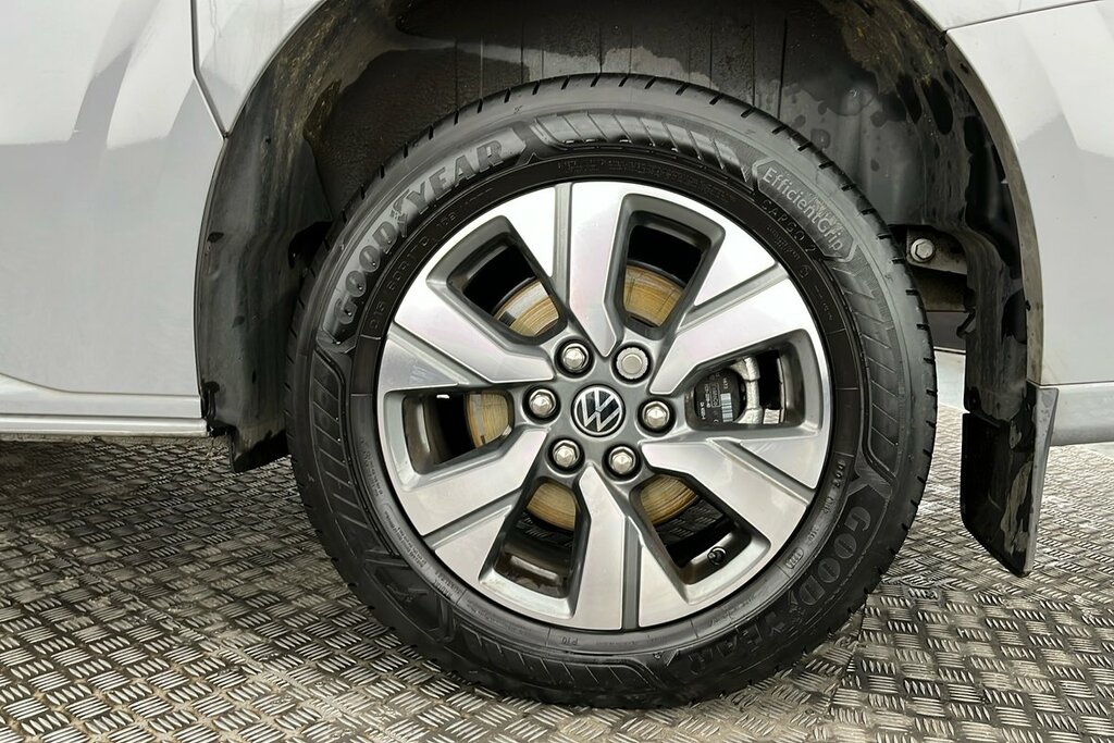 Volkswagen E-Transporter T32 Kombi Commerce Pro Swb 218 Ps 65 Kwh LR75RYX Grey #5