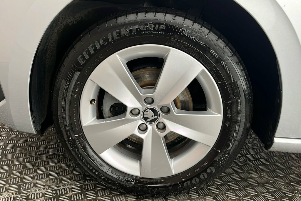 Skoda Scala Se Edition 1.0 Tsi 116 Ps Dsg GF25XXB Silver #5
