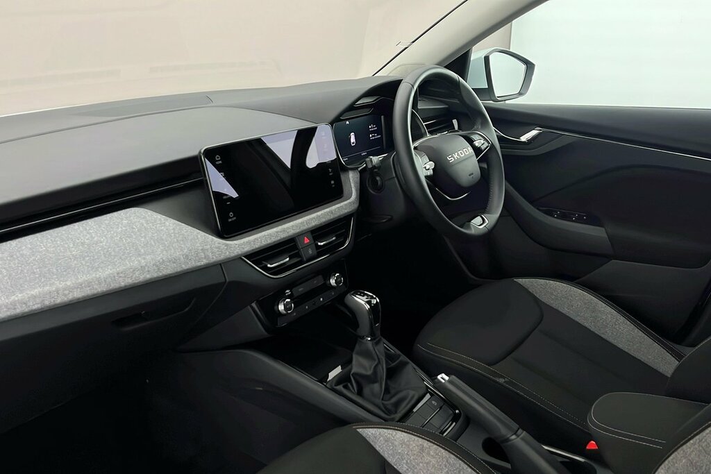 Skoda Scala Se Edition 1.0 Tsi 116 Ps Dsg GF25OLM White #2