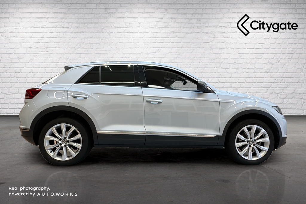 Volkswagen T-Roc Sel 2.0 Tdi 4Motion 150Ps 6-Speed Silver #4