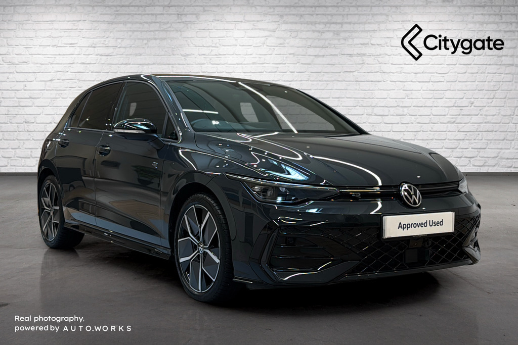 Volkswagen Golf Hatch Black Edition 1.5 Etsi 150 Ps 7-Speed Dsg 5 Grey