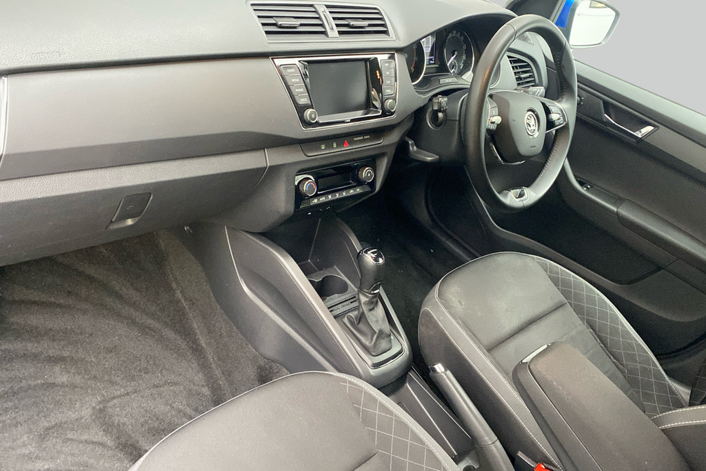 Skoda Fabia Se L 1.0 Tsi 95 Ps Dsg LP22OVW Blue #2