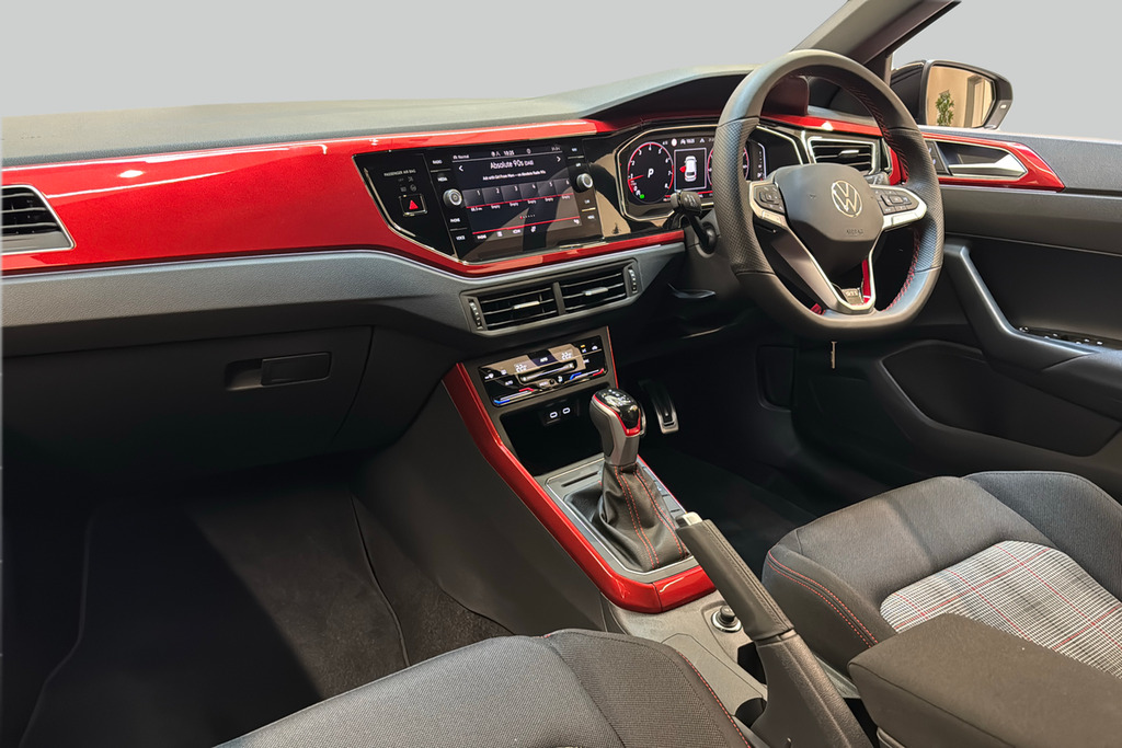 Volkswagen Polo Gti 2.0 Tsi 207 Ps 7-Speed Dsg Black #2