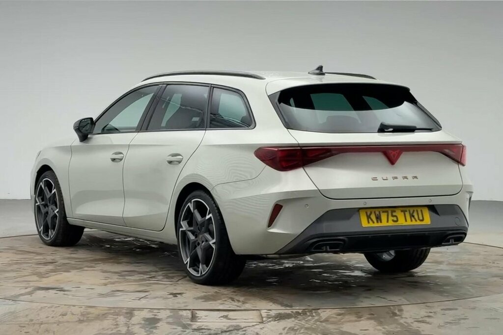 Cupra Leon V2 1.5 Etsi 150 7-Speed KW75TKU Grey #3