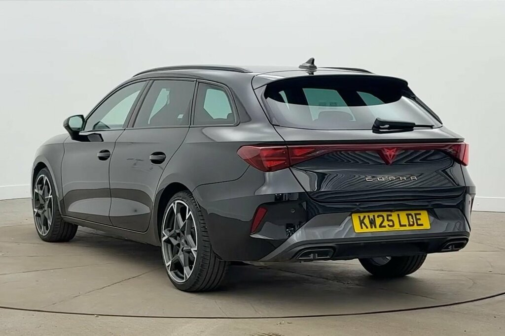 Cupra Leon V2 1.5 Etsi 150 7-Speed KW25LDE Black #3