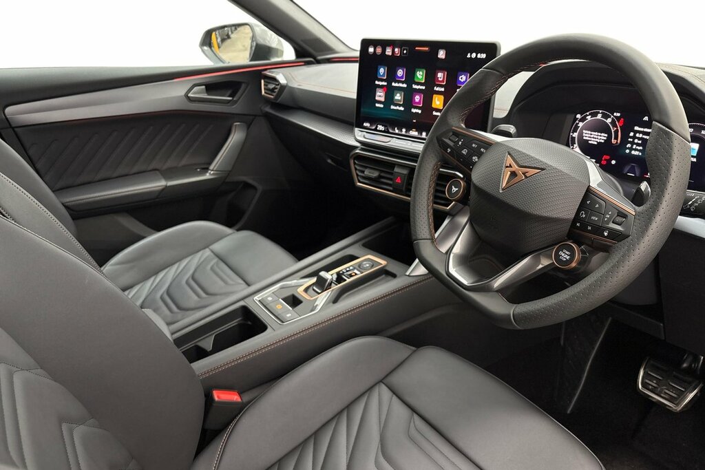 Cupra Leon V3 1.5 Etsi 150 7-Speed Black #6