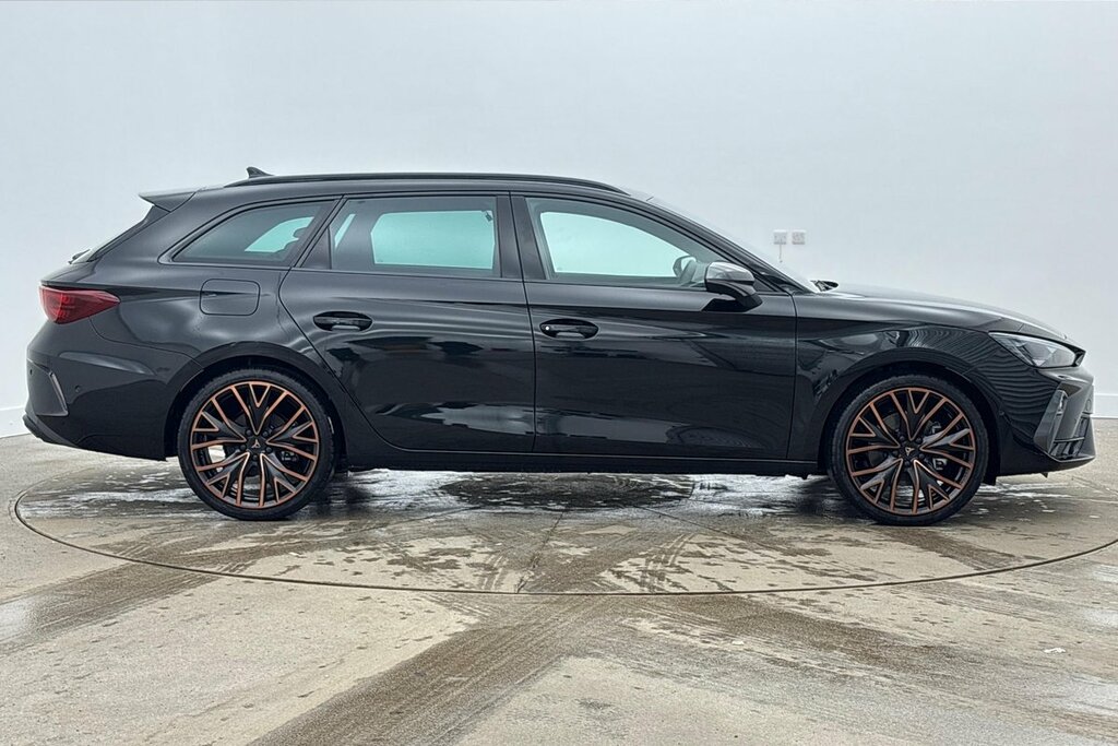 Cupra Leon V3 1.5 Etsi 150 7-Speed Black #4