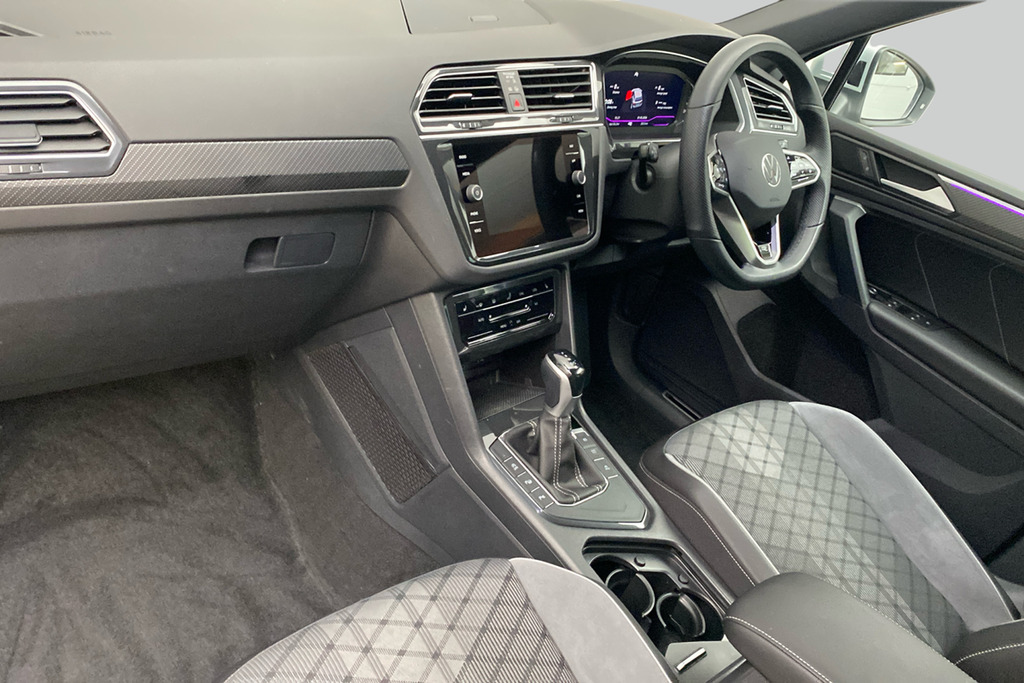 Volkswagen Tiguan R-line 1.5 Tsi 150Ps 7-Speed Dsg LM23OPT Silver #2