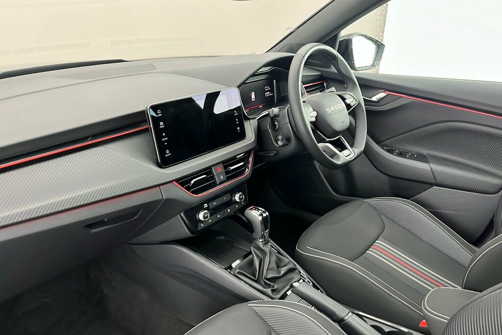 Skoda Kamiq Monte Carlo Edition 1.0 Tsi 116 Ps Dsg LN75VYH Black #2