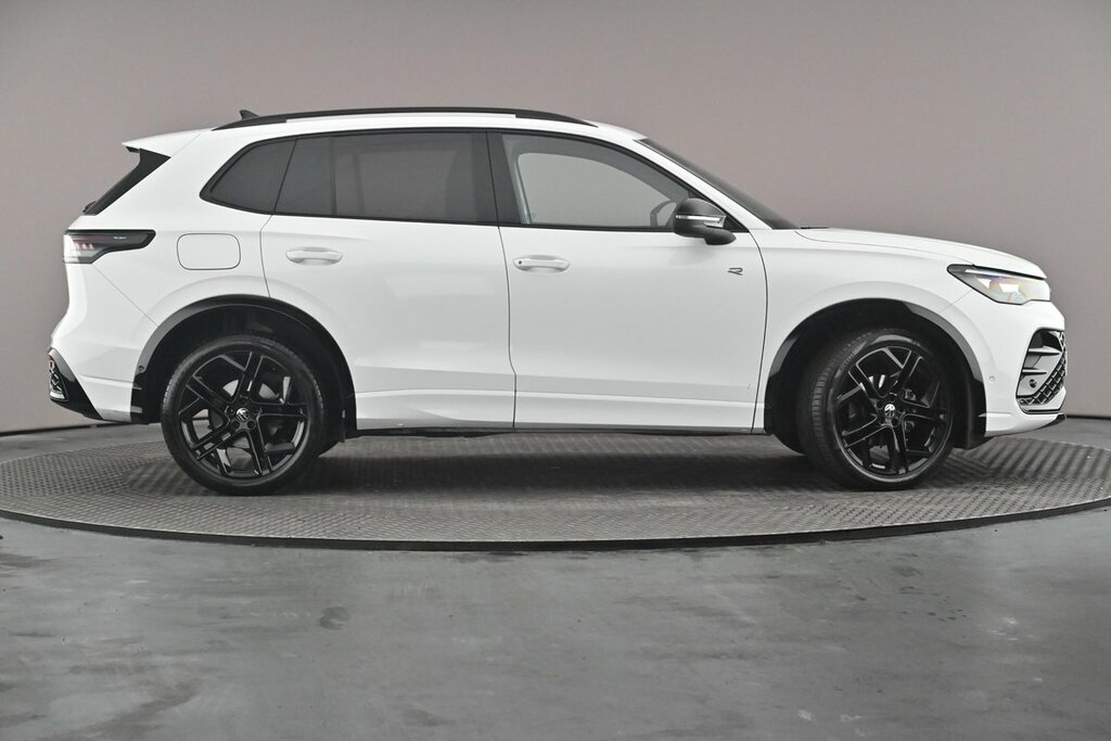 Volkswagen Tiguan R-line 1.5 Etsi 150Ps 7-Speed Dsg LM25HSA White #4