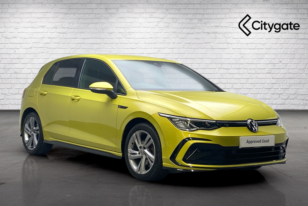Volkswagen Golf 8 R-line 1.5 Etsi 150Ps 7-Speed Dsg Yellow