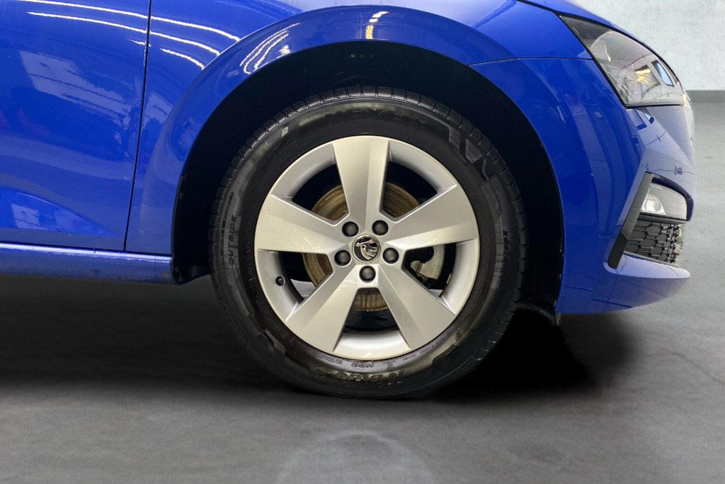 Skoda Scala Se 1.5 Tsi 150 Ps Dsg Blue #4
