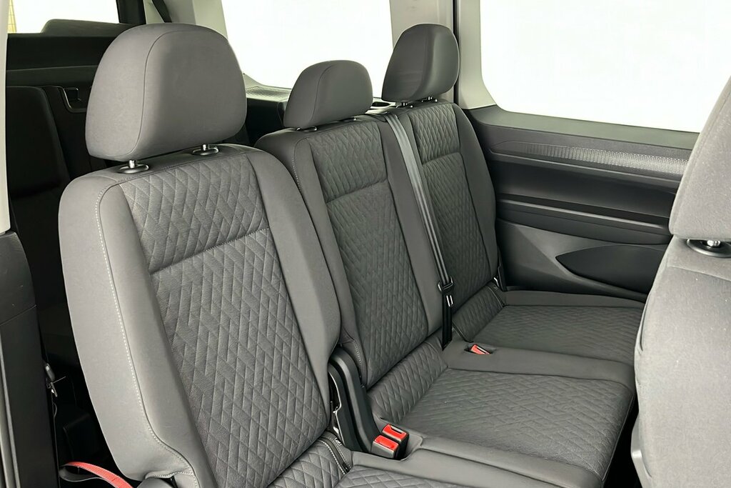 Volkswagen Caddy Maxi Life Unspecified White #13