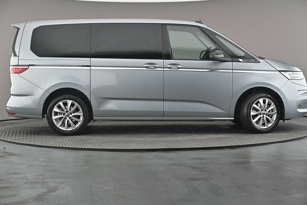 Volkswagen Multivan Style Long 204 Ps 2.0 Tsi 7-Speed Dsg RE75HNB Silver #4